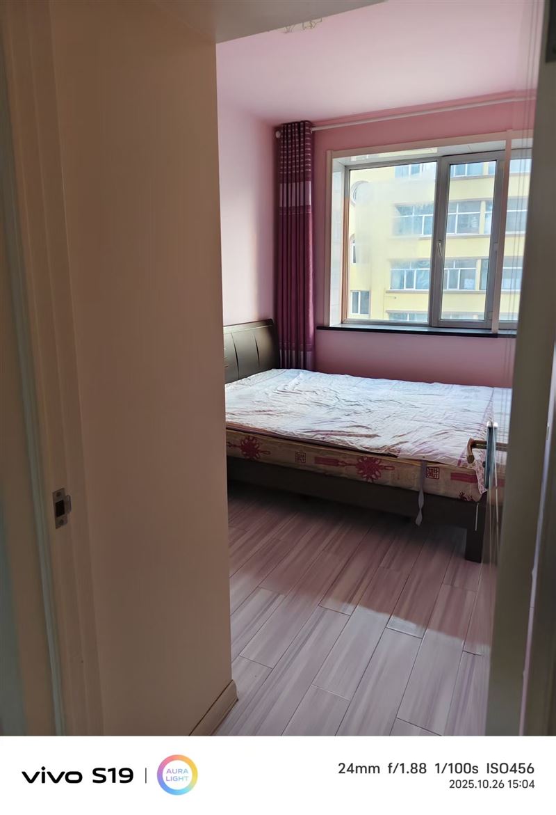 【出租】金城商厦家属楼四楼 两室一厅